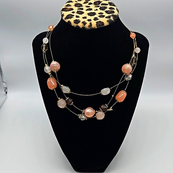 Vintage triple strand wire beaded necklace - Picture 6 of 9